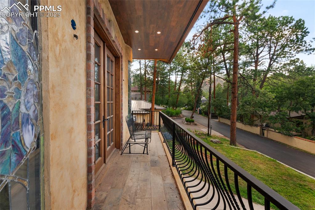 Image 31 of 49: Master Bedroom