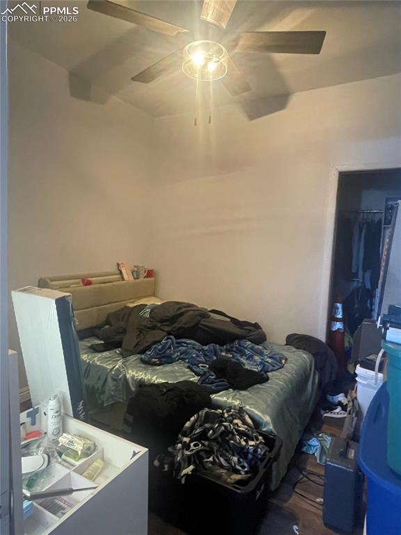 Image 10 of 31: Bedroom