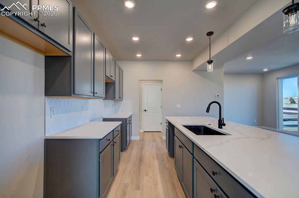 Image 10 of 37: Kitchen