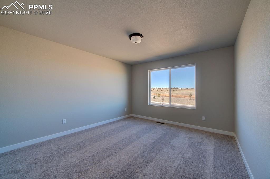 Image 31 of 37: Bedroom