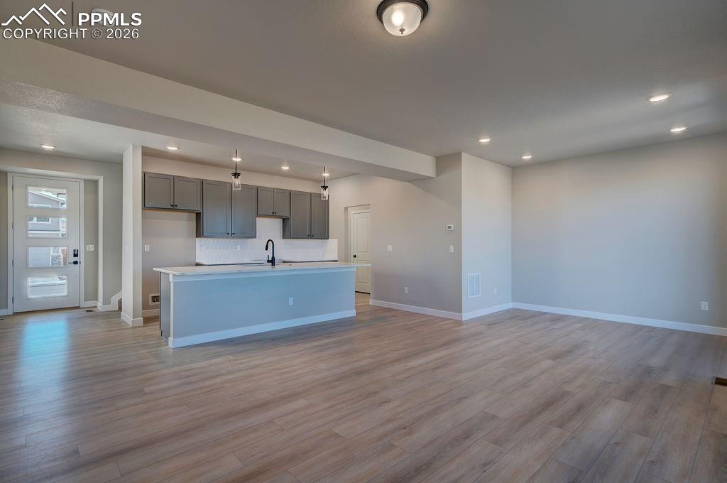 Image 5 of 37: Kitchen