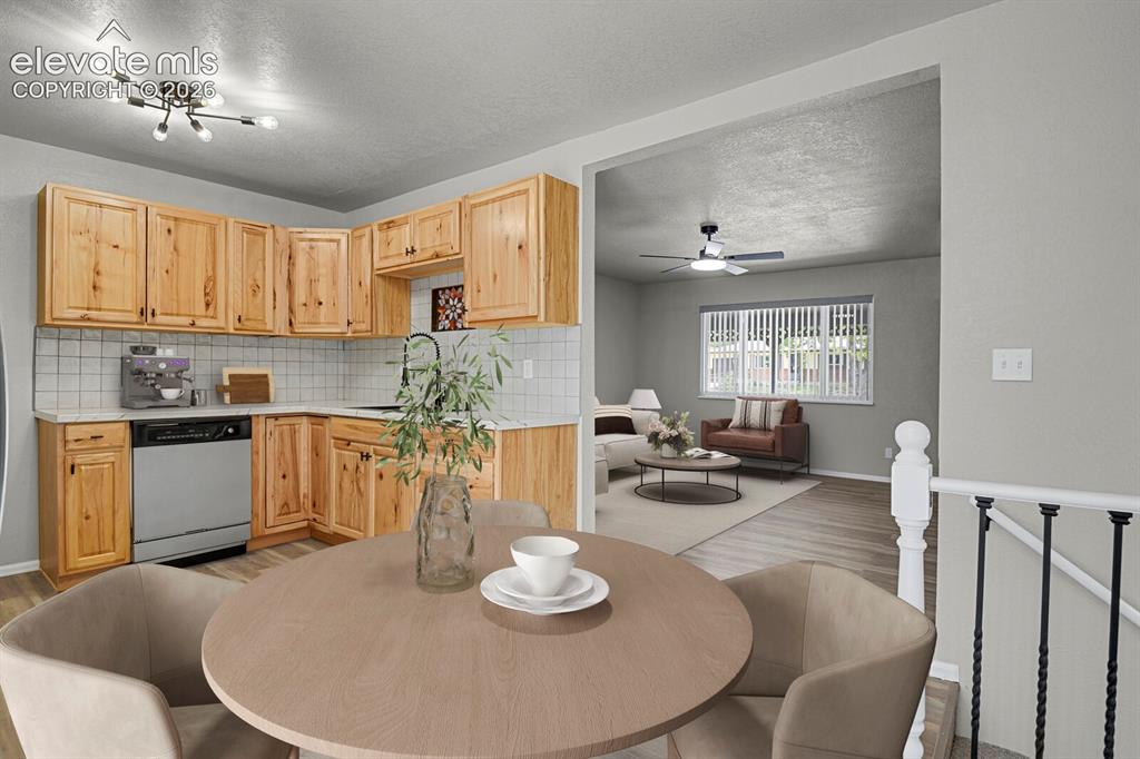 Image 6 of 29: Kitchen