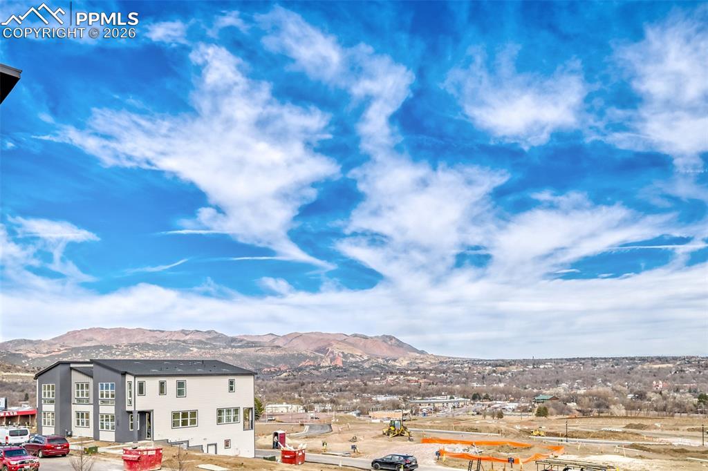 Image 11 of 14: View