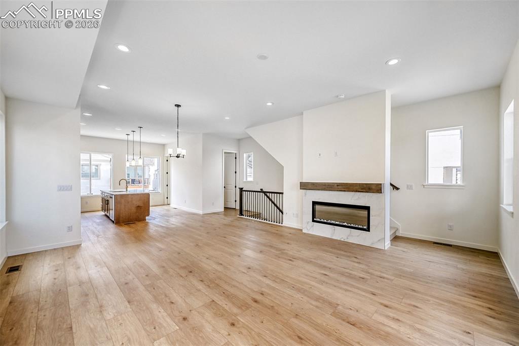 Image 3 of 14: Living Room