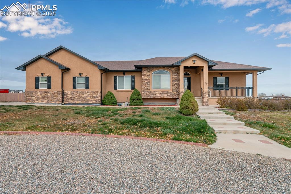 Image 21 of 40: Front of Structure