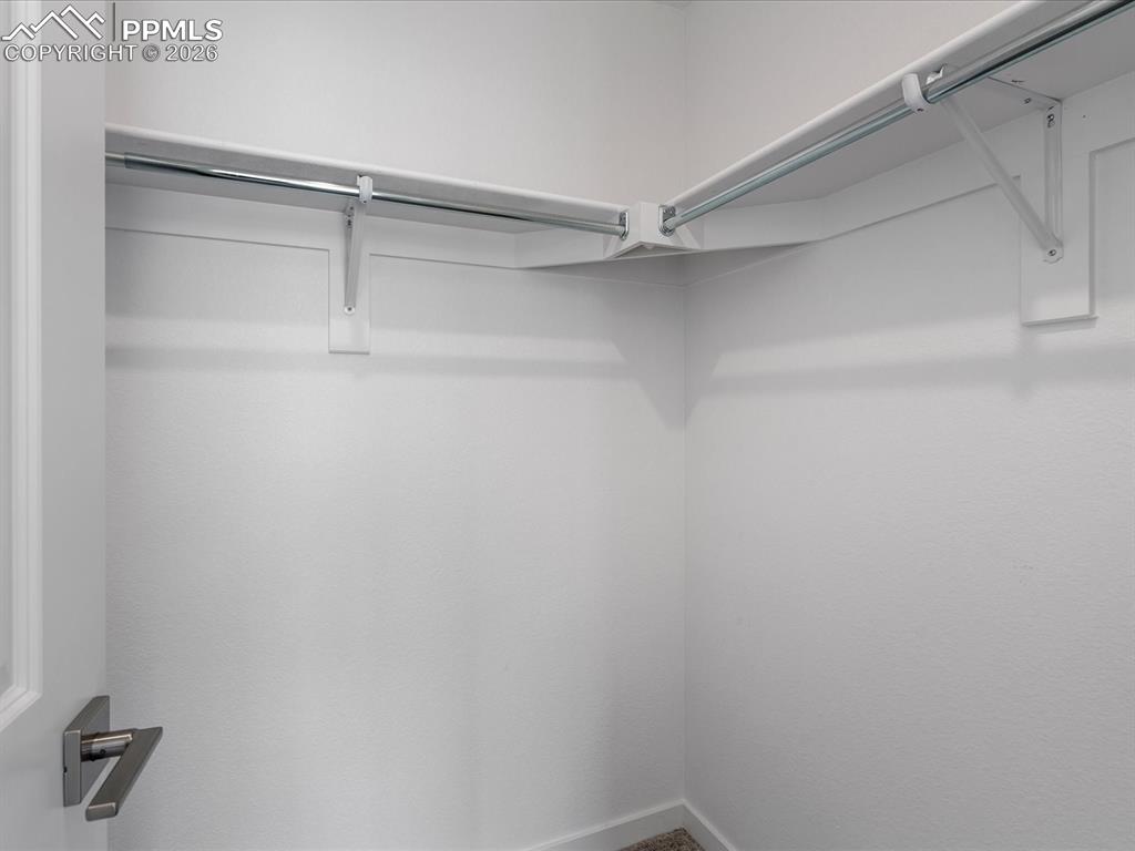 Image 13 of 16: Closet