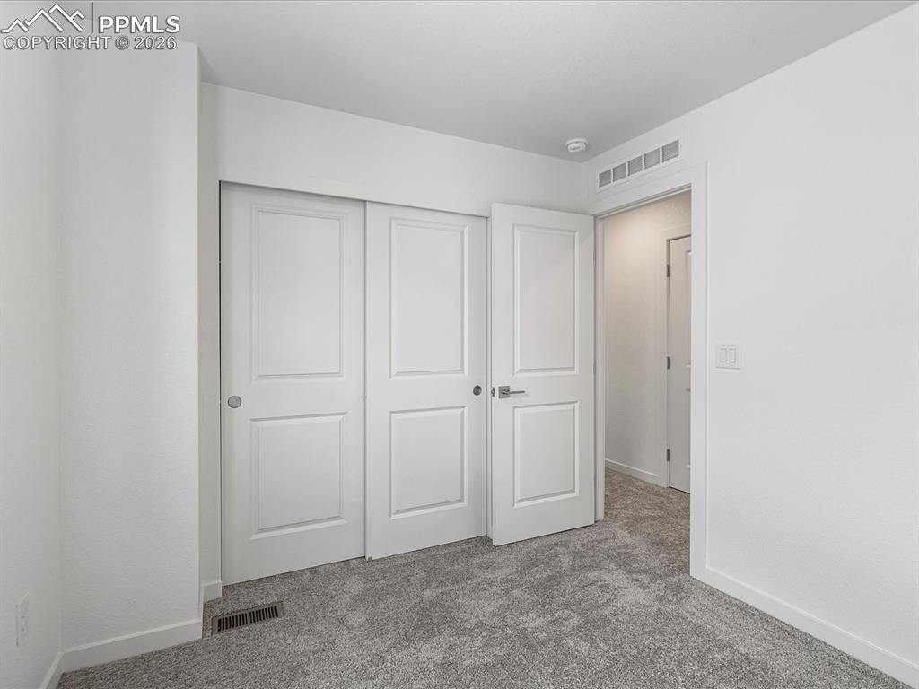 Image 7 of 16: Bedroom