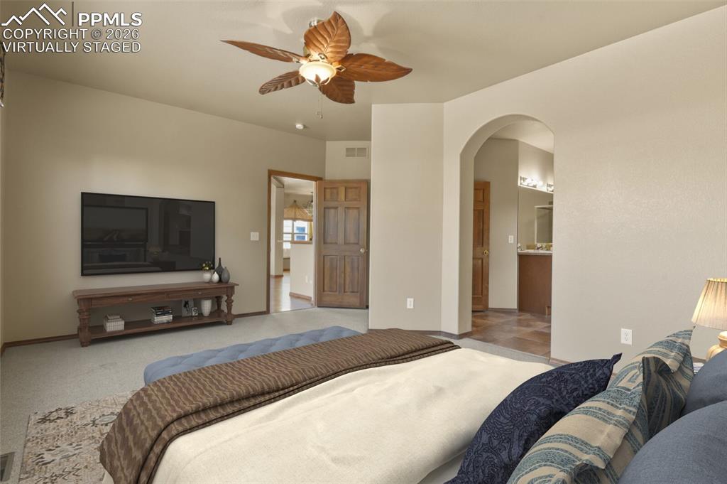 Image 13 of 49: Virtually Staged