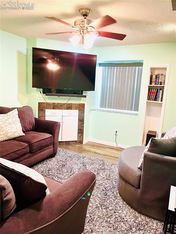 Listing 7483284, Image 14 of 33