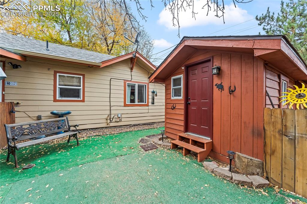 Image 24 of 27: View of outdoor structure