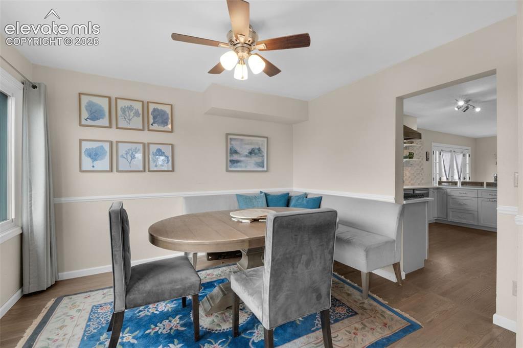 Image 9 of 39: Kitchen