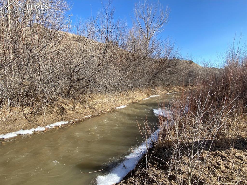 Image 2 of 12: Huerfano River
