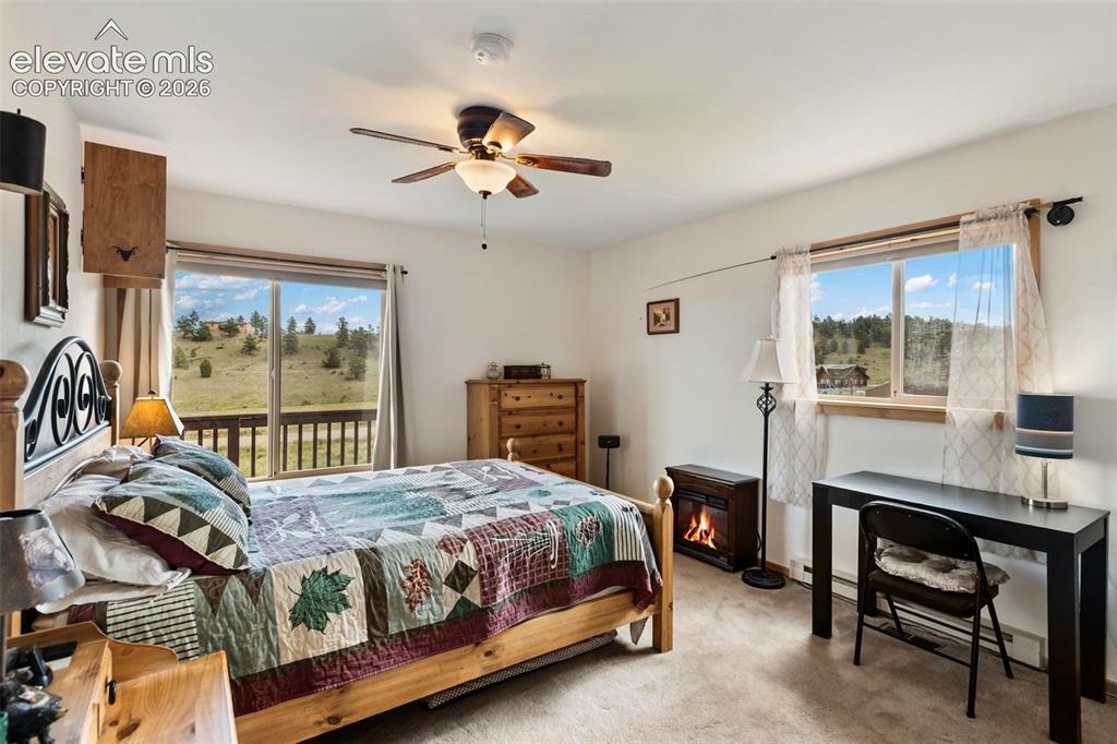 Image 13 of 40: Primary Bedroom 
