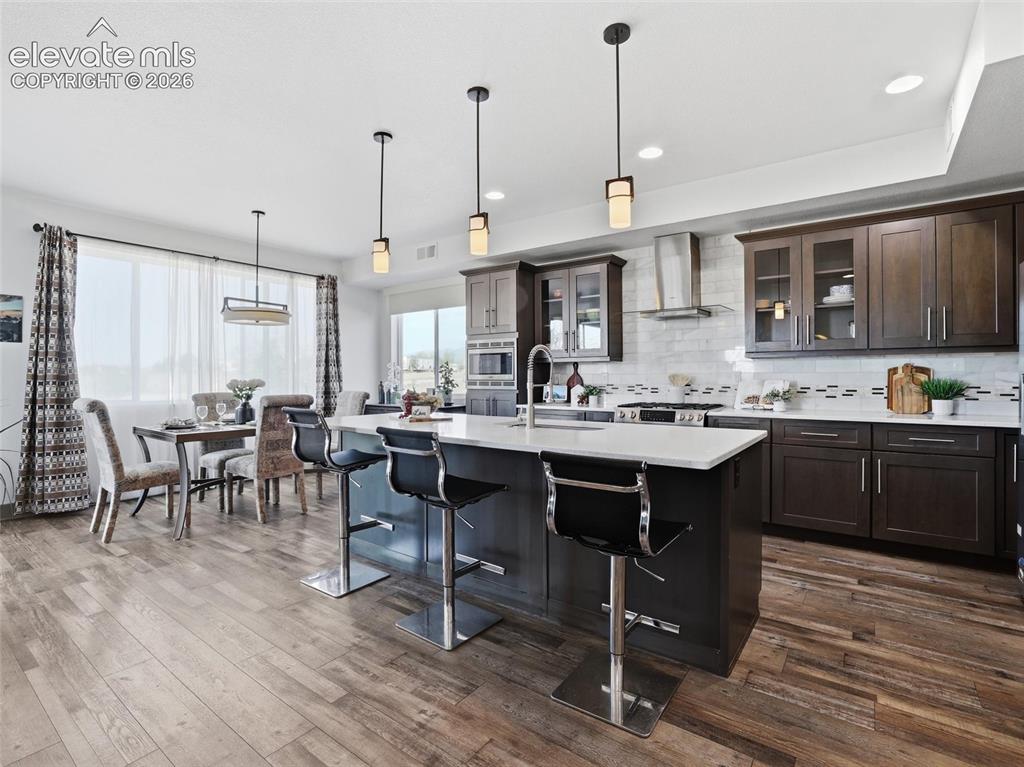 Image 6 of 45: Kitchen