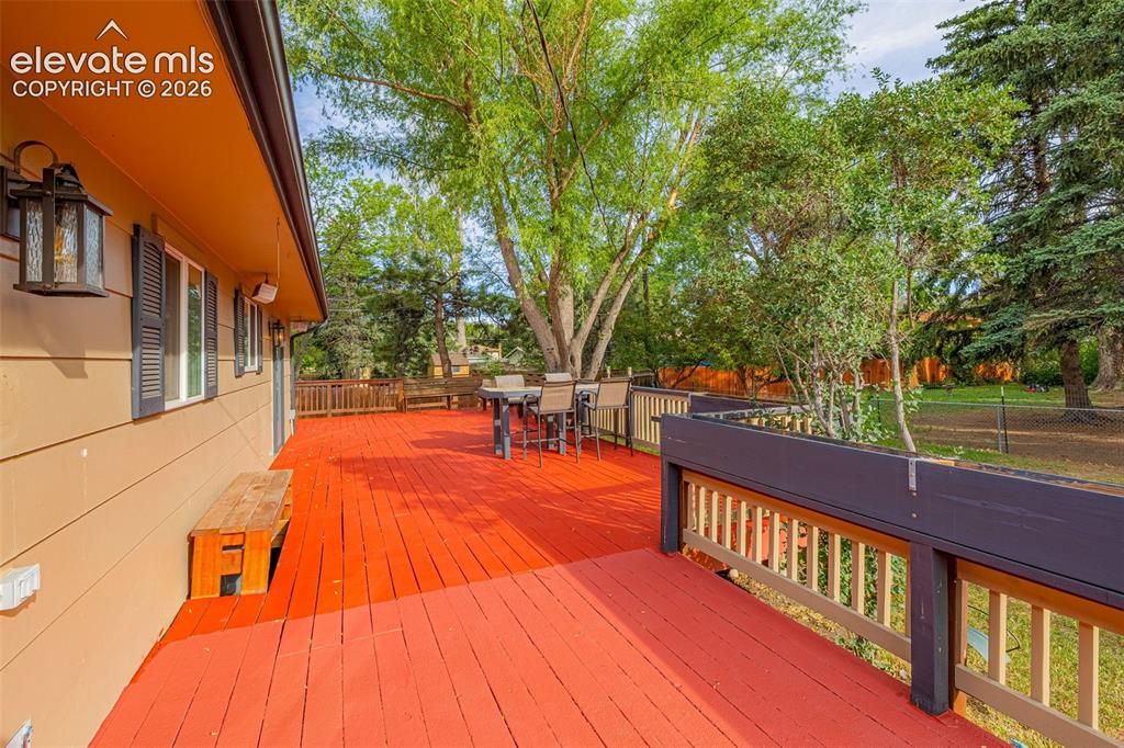 Image 42 of 46: Deck