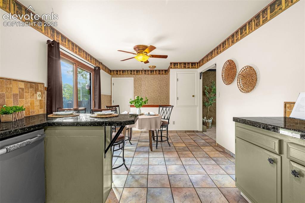 Image 8 of 46: Kitchen