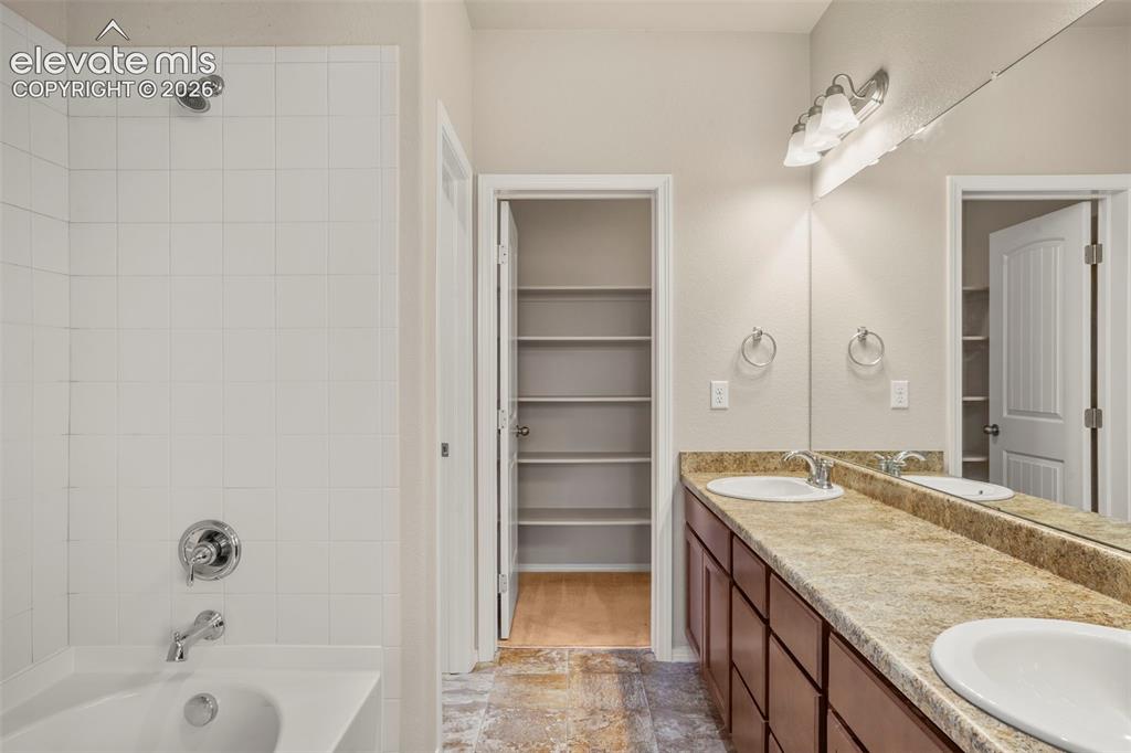 Image 9 of 29: Primary bath