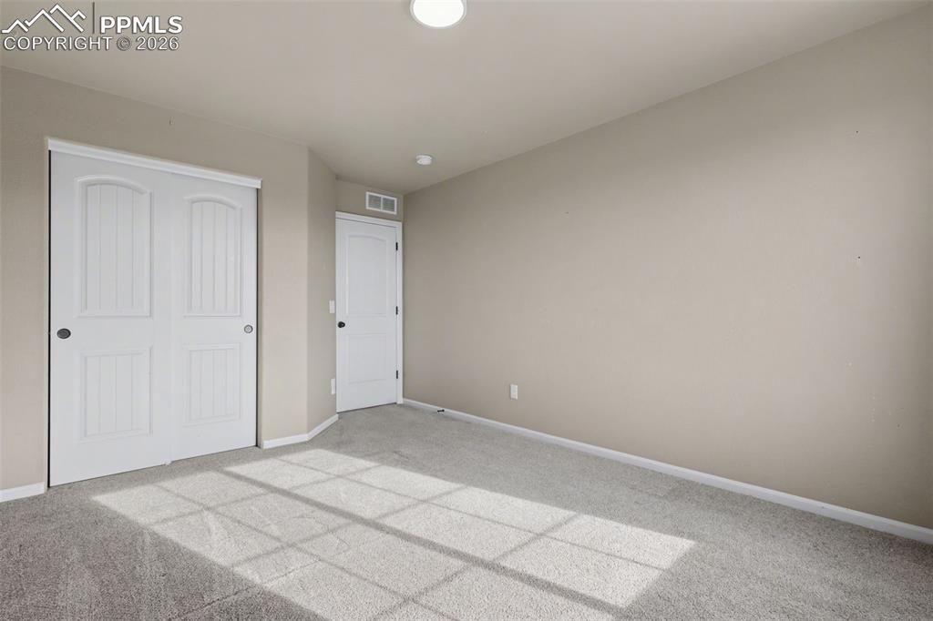 Image 34 of 48: Bedroom