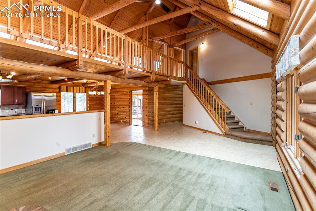 Image 10 of 50: Living Room