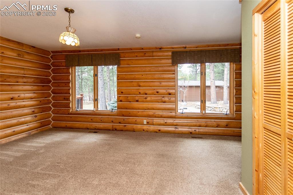 Image 16 of 50: Master Bedroom