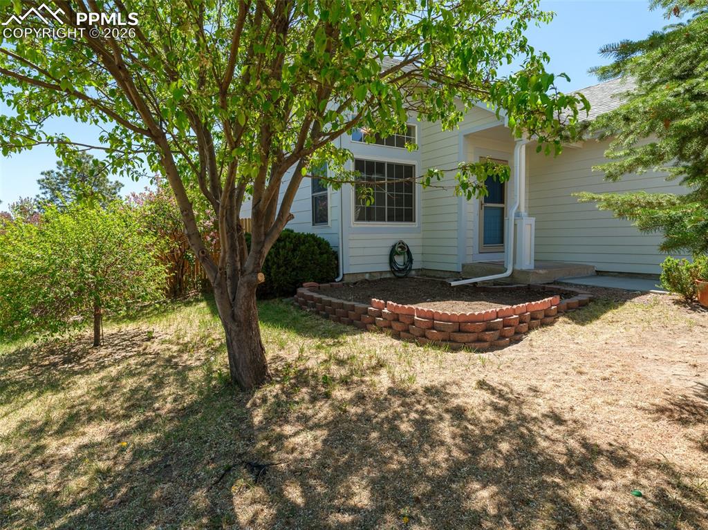 Image 3 of 38: Front of Structure