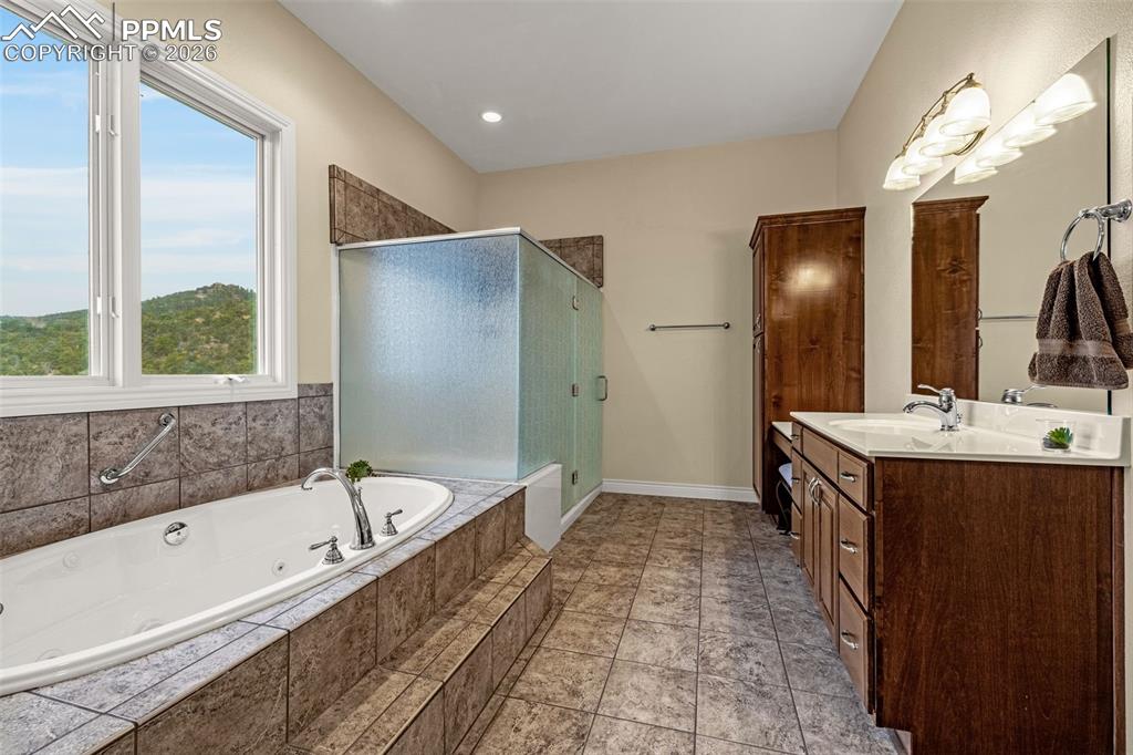 Image 26 of 46: No Description Available