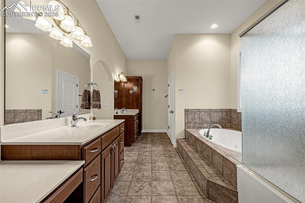 Image 27 of 46: No Description Available