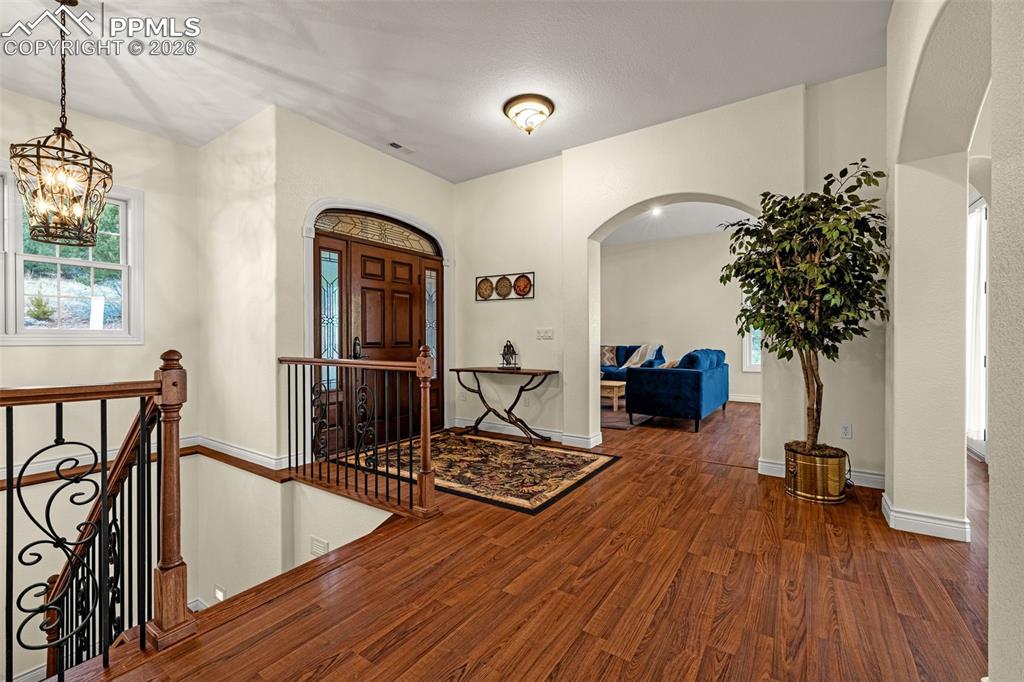 Image 3 of 46: Entry