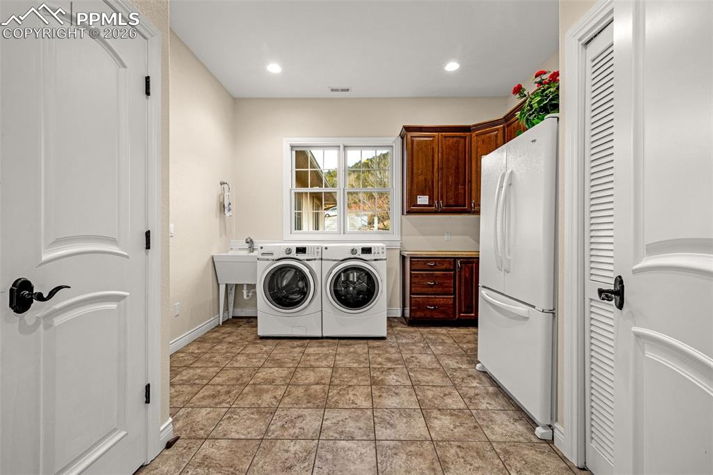 Image 30 of 46: No Description Available