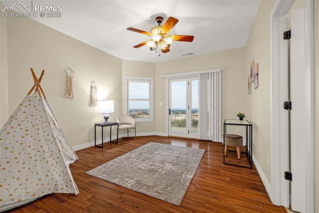 Image 35 of 46: No Description Available