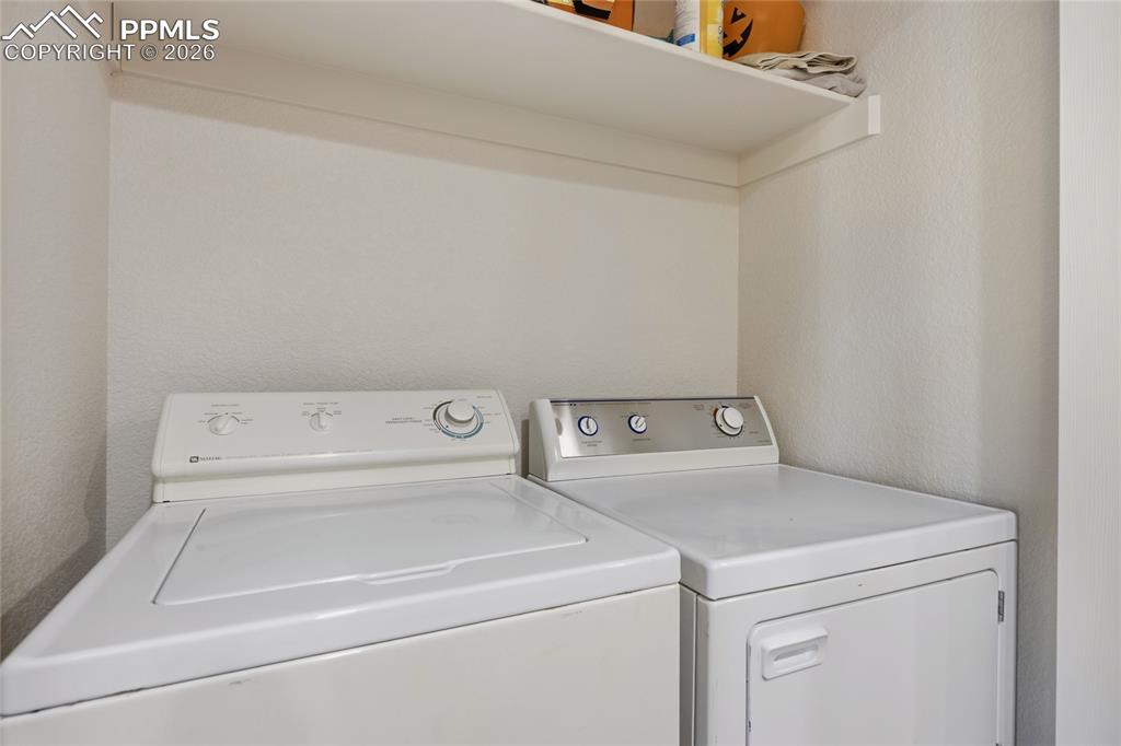 Image 24 of 36: Laundry