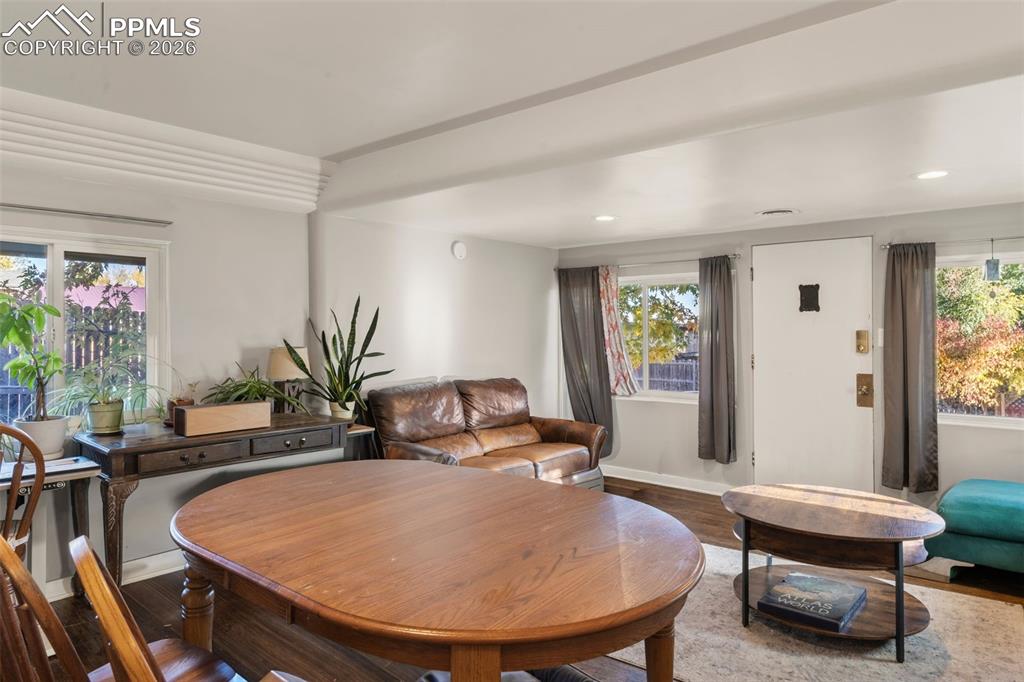 Image 2 of 25: Living Room