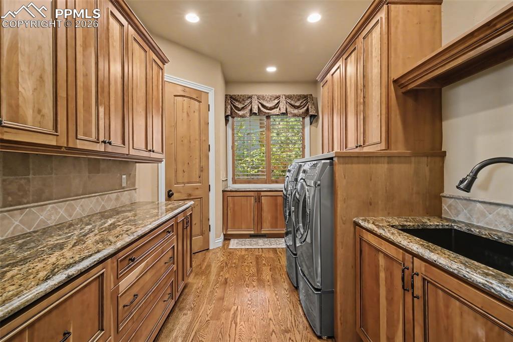 Image 21 of 50: Window and sink