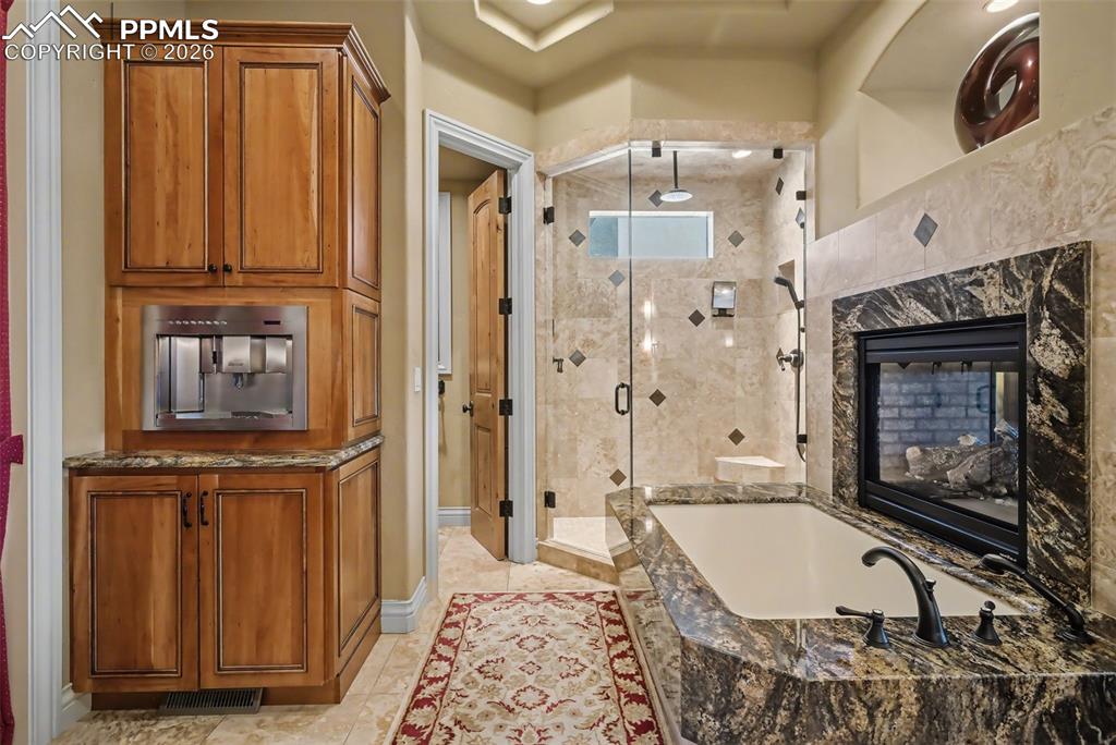 Image 26 of 50: Master Bathroom