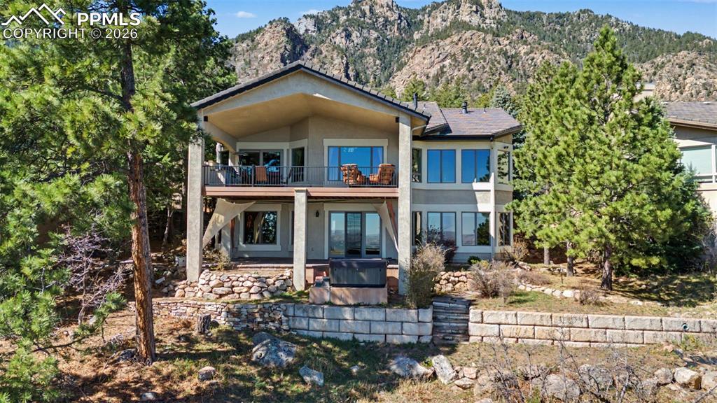 Image 46 of 50: Back of Structure