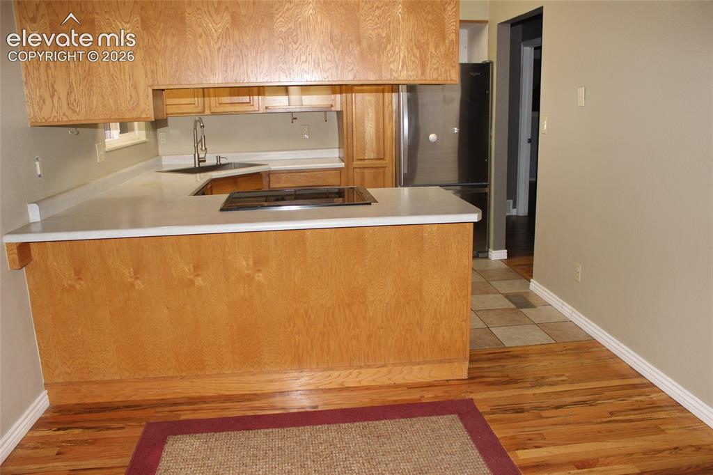 Image 12 of 45: Kitchen