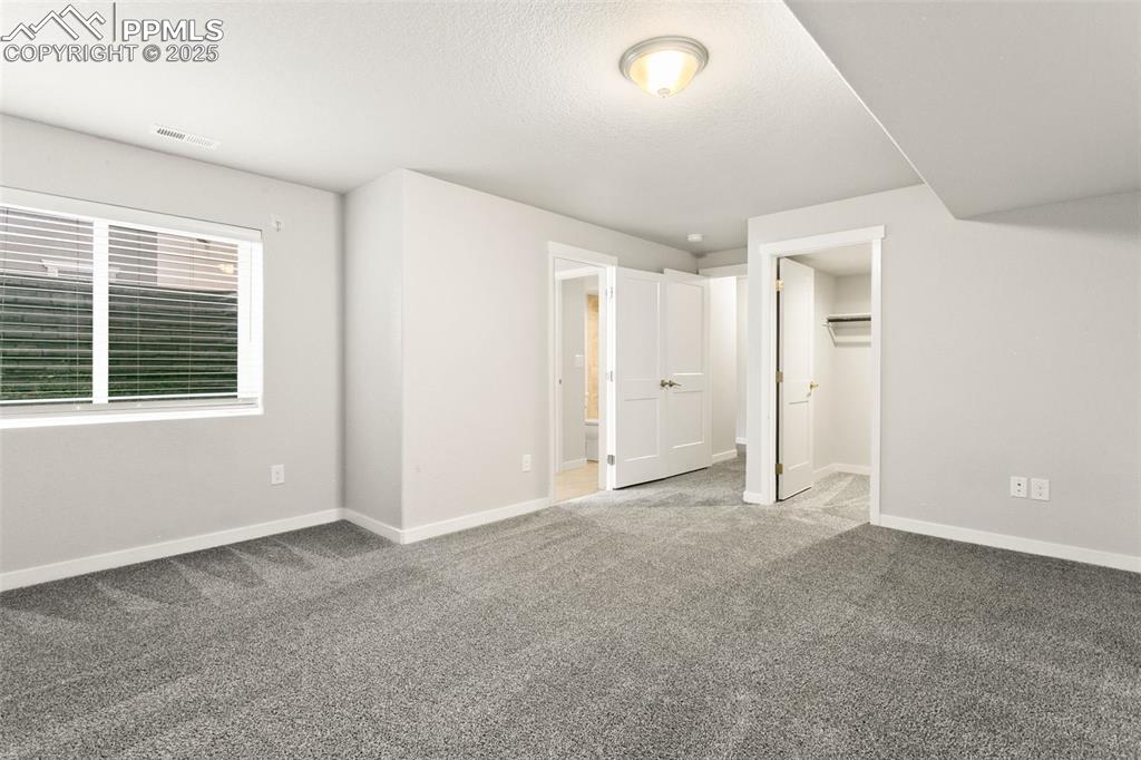 Image 44 of 46: Bedroom