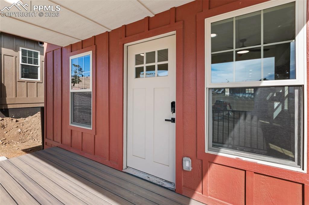 Image 23 of 23: Entry