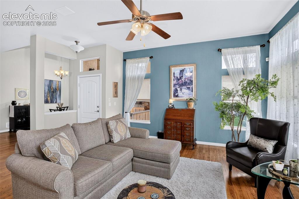 Image 12 of 44: Living Room