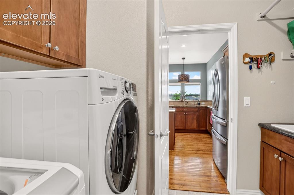 Image 20 of 44: Laundry