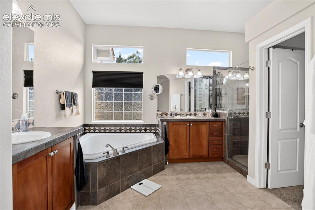 Image 29 of 44: Master Bathroom