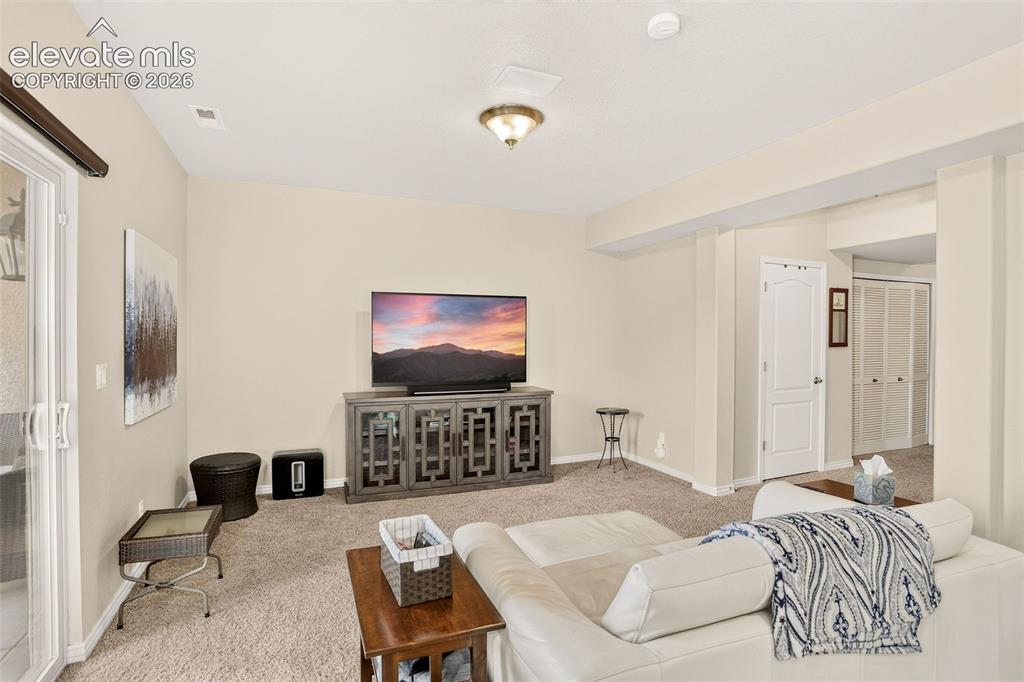 Image 41 of 44: Living Room