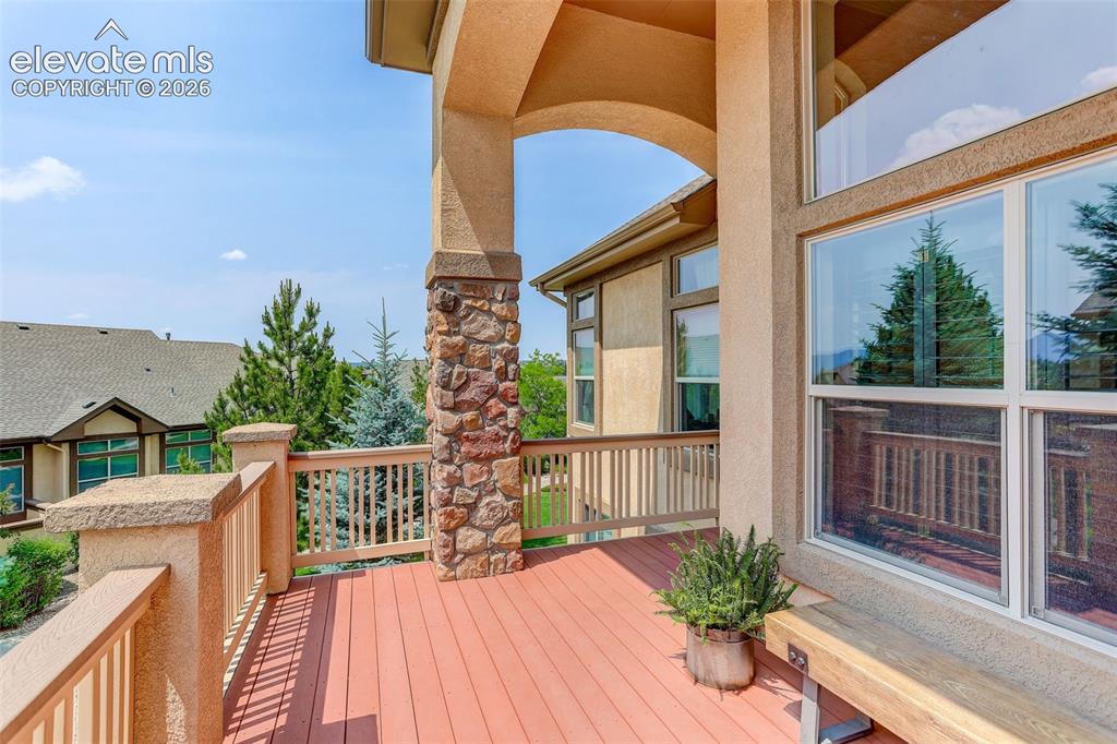 Image 8 of 44: Deck