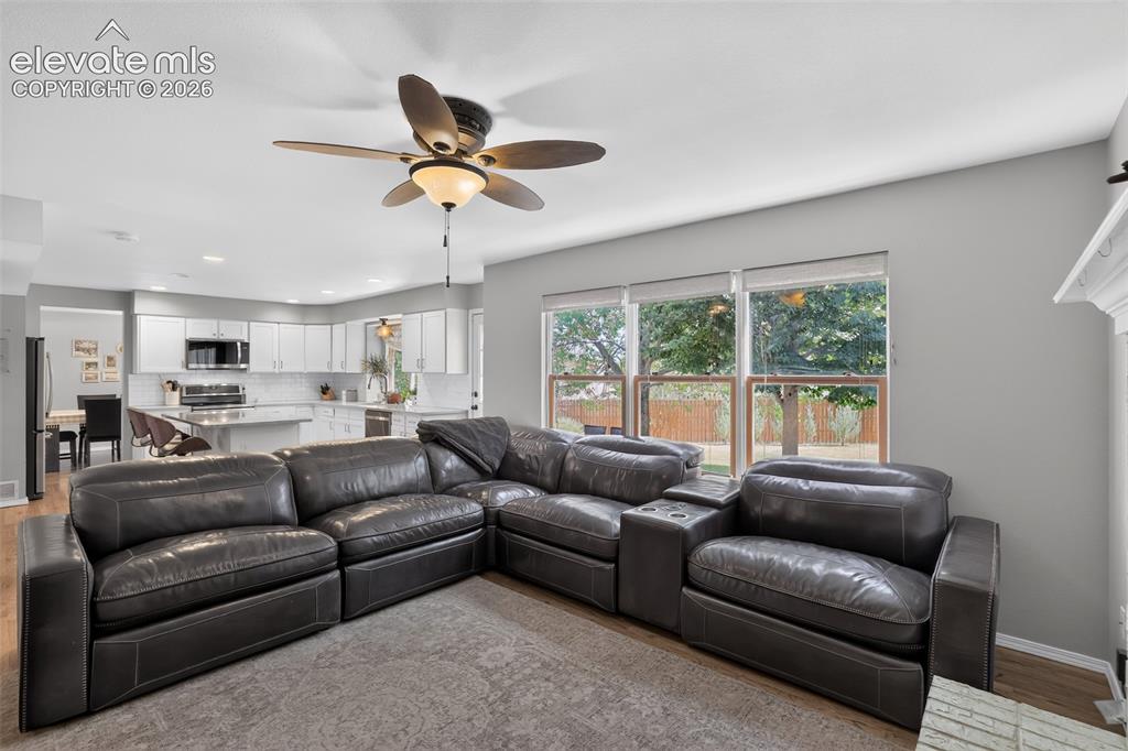 Image 10 of 28: Living Room