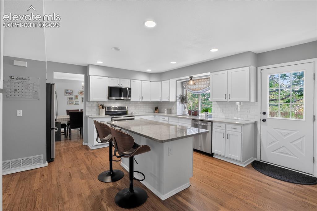 Image 6 of 28: Kitchen