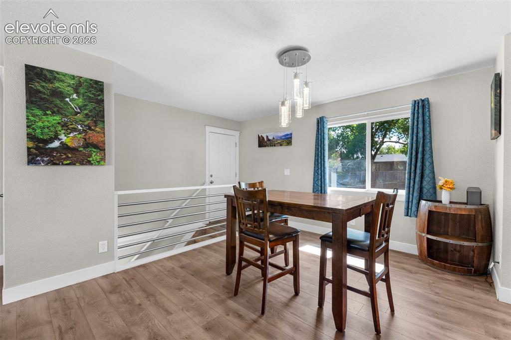 Image 12 of 47: Dining Area