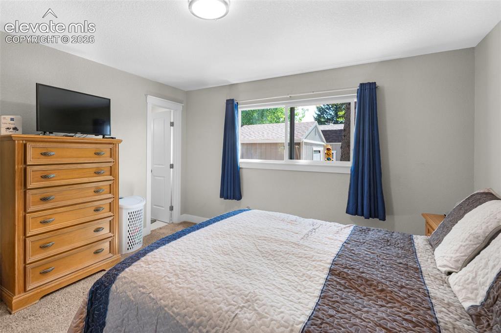 Image 17 of 47: Master Bedroom