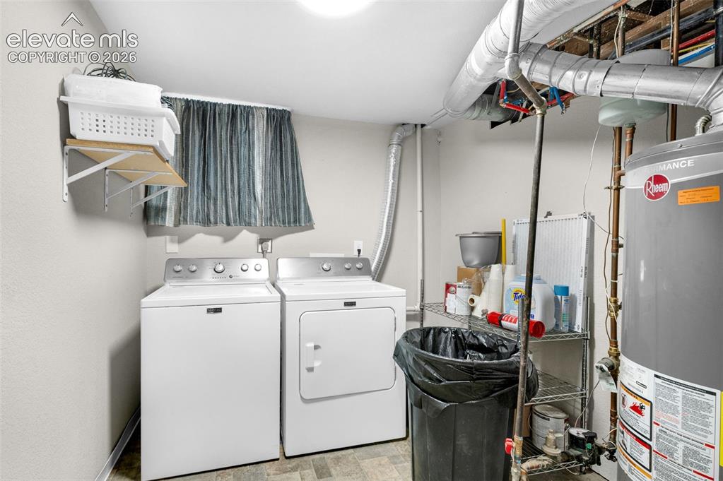 Image 38 of 47: Laundry