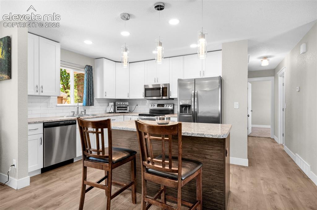 Image 8 of 47: Kitchen