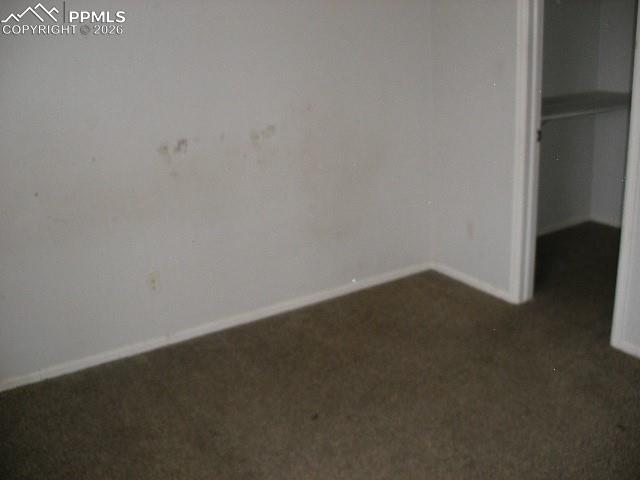 Image 16 of 37: Bedroom